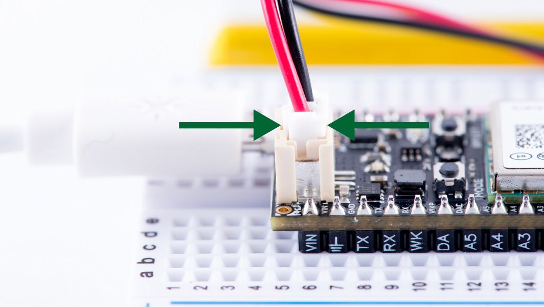 Unplugging LiPo connector